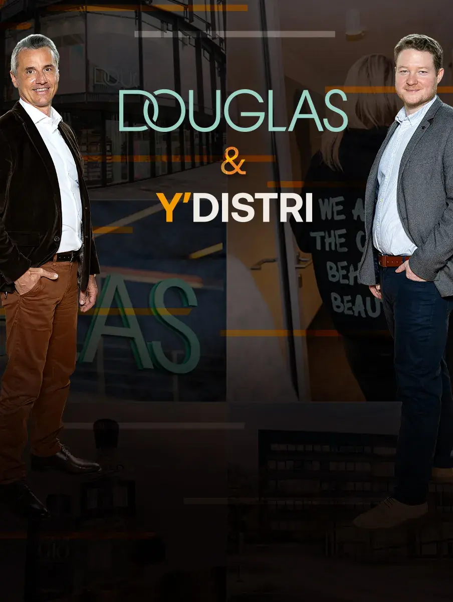 Y_cool-and-hot_Douglas_904x1201px